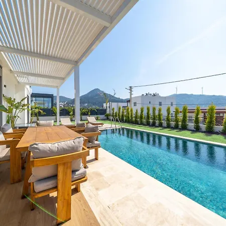 Maviie Mit Pool & Meerblick In Yalikavak Geris Αλικαρνασσός