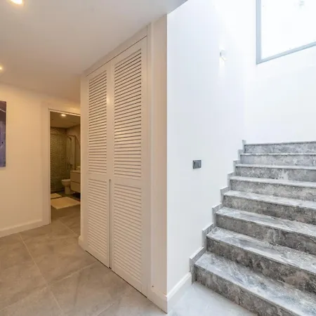Βίλα Maviie Mit Pool & Meerblick In Yalikavak Geris *